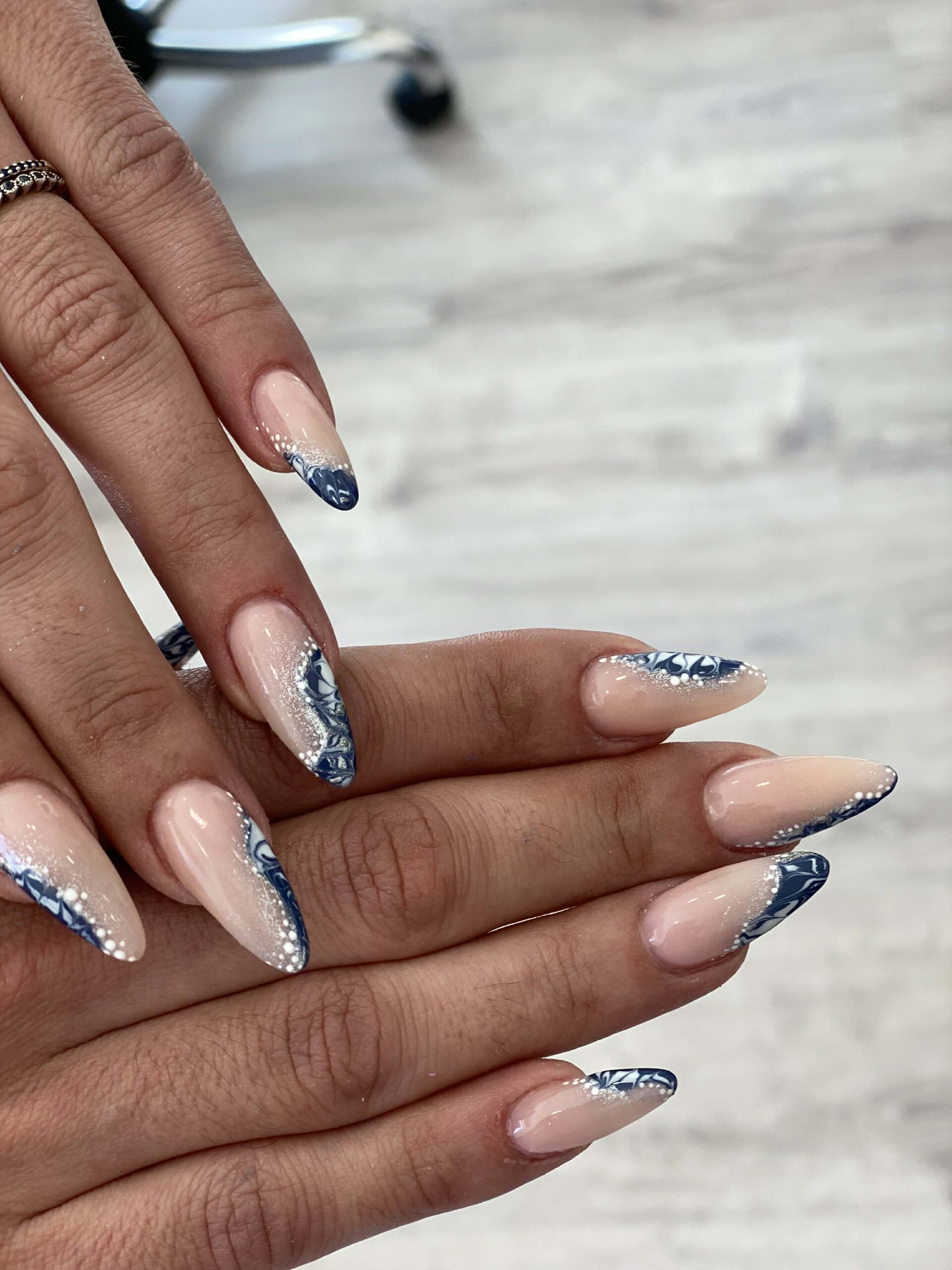 nails Athanasia
